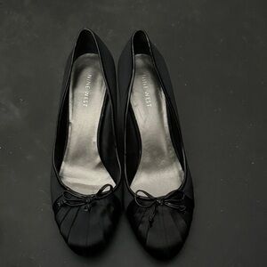 Nine West Black Flats with Bow Detail